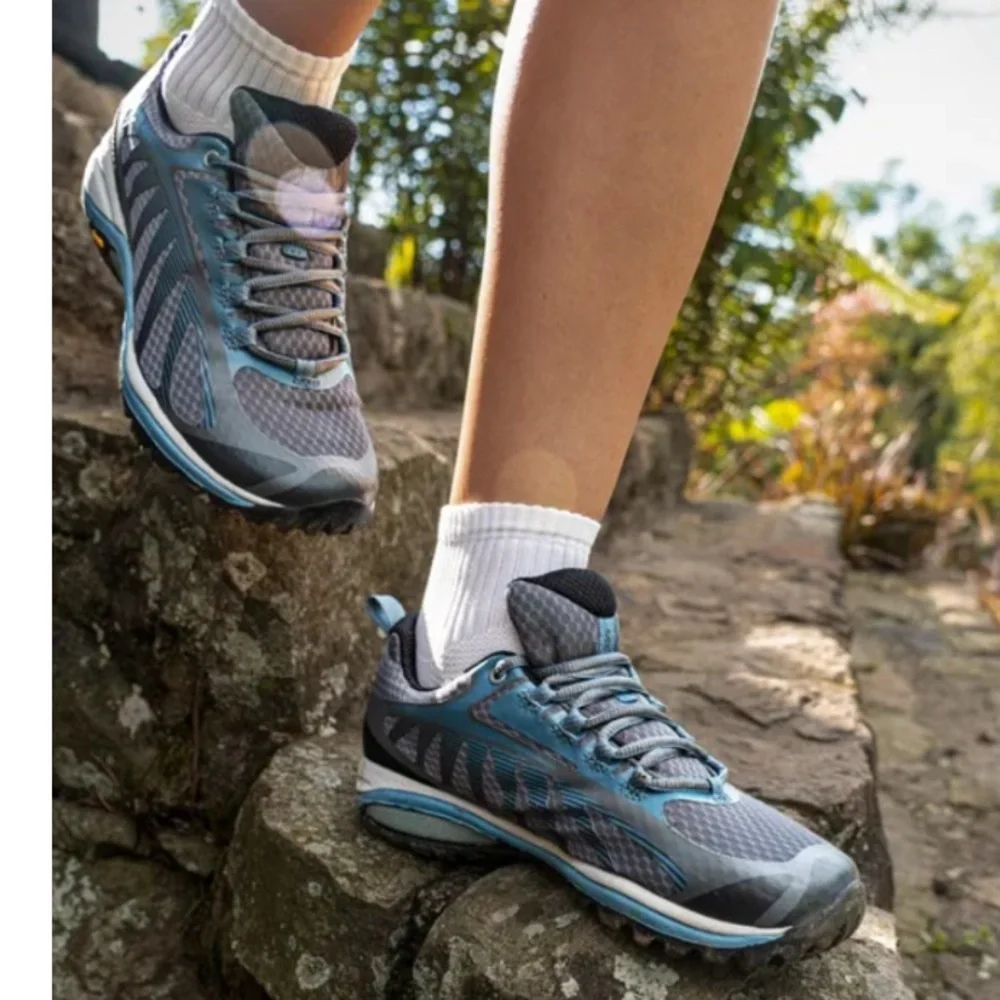Merrell Siren Edge lll Waterproof Sneakers Sz 7.5 Outdoor Athletic Hiking Vibram